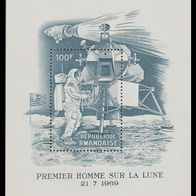 Ruanda 1969 Erster Mensch auf dem Mond Block MiNr 21 A postfrisch