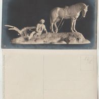 Skulptur Erster Meister Foto AK um 1916 Pause eines pflügenden Bauers