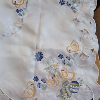 Schöne Mittel-Tischdecke Küken - Ostereier