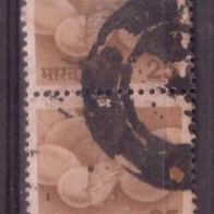 Indien Michel Nr. 793 gestempelt (4) senkrechtes Paar