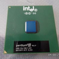 Intel Pentium III SL3XU 600E/256/100/1.65V