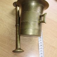 Messing Mörser schwer alt