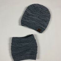 Damen Set: Mütze mit Schal