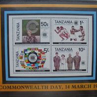Tansania Block 32 * * - Commonwealth-Tag Präsident Sport Flaggen 1983