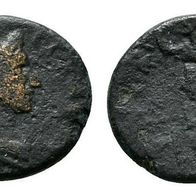 ANTIKE Römische Kaiserzeit Bronze AE 3,49 g "SABINA gest. (136)" Gattin des Hadrianus