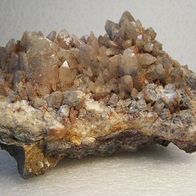 Quarz / Bergkristall - Bildung - 1816 g