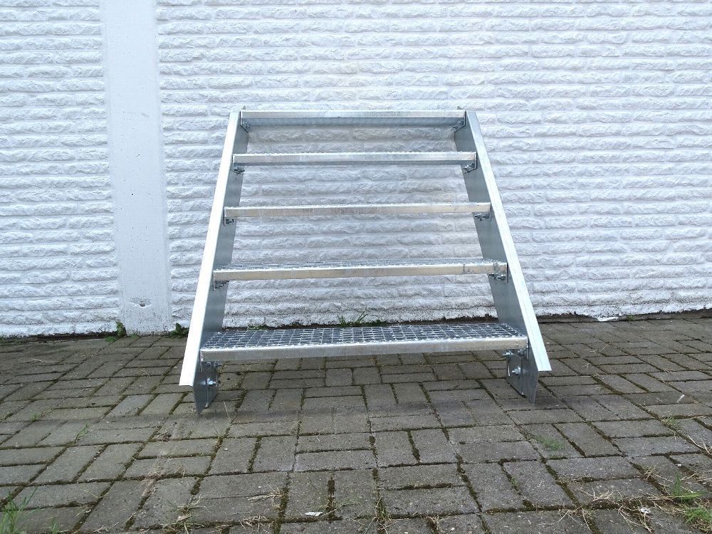 4 Stufen Stahltreppe Gitter Wangentreppe Außentreppe Industrietreppe