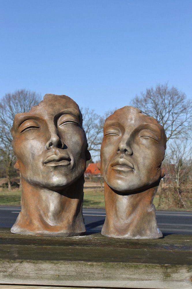Skulptur Portrait MANN und FRAU SET KLEIN Steinguss Rosteffekt kaufen bei Hood.de