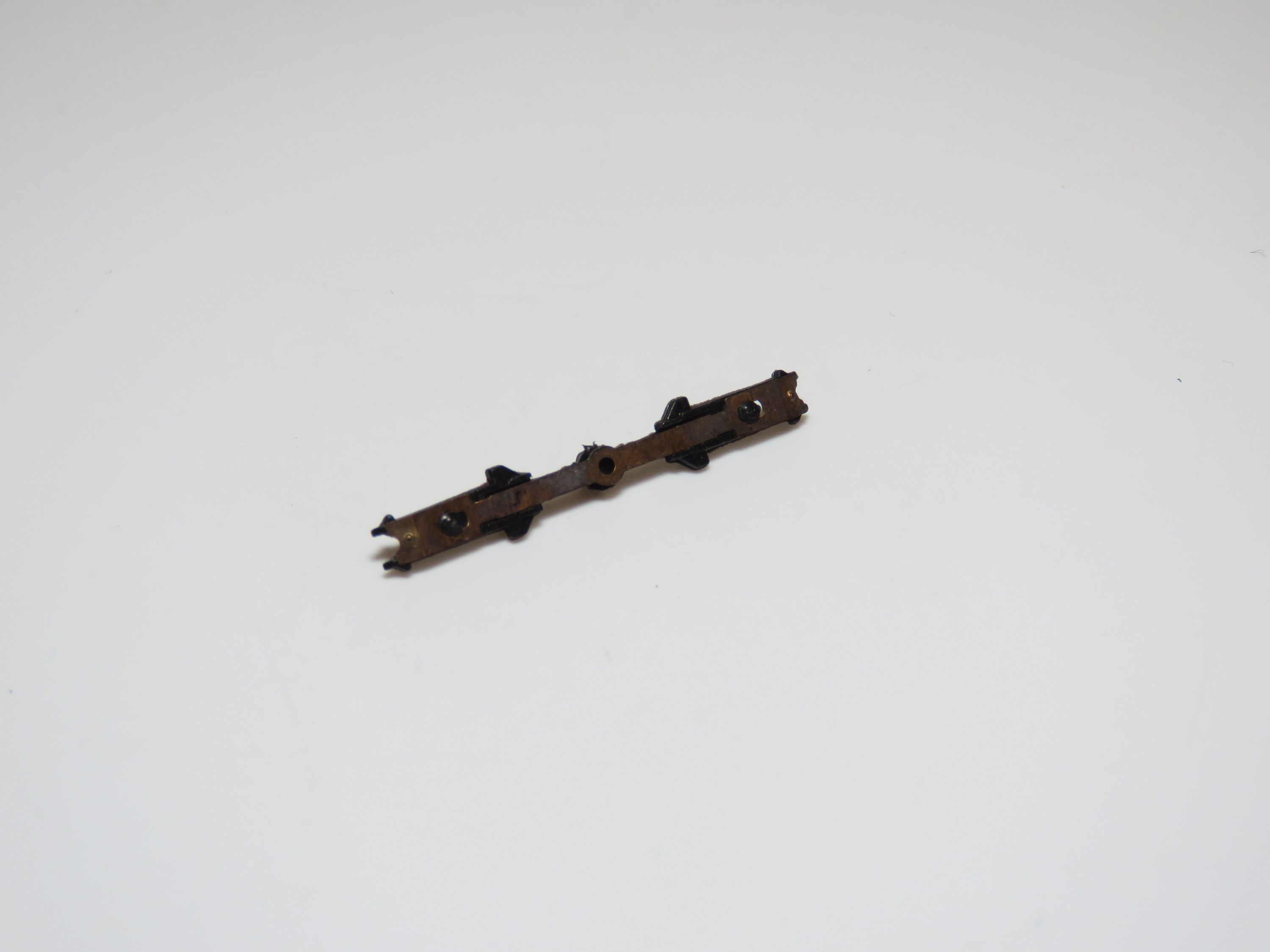 Kit de 2 attelages conducteurs de courant Esu 41001 HO 1/87 - pour