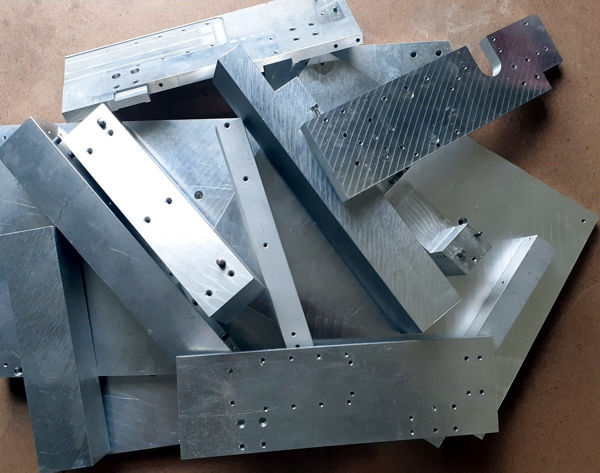 Aluminium Alu Reste Reststücke Platten Block Zuschnitte Vierkant ...