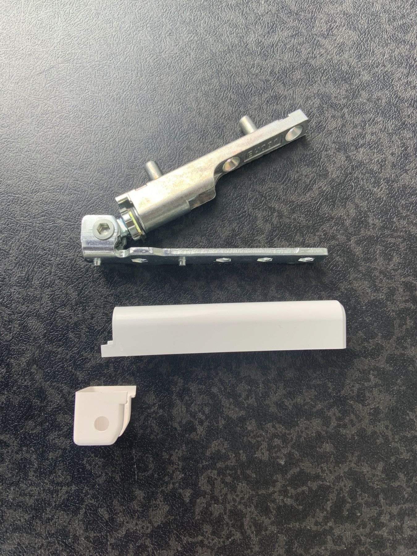 Aubi Siegenia Ecklager A300 Set - Inklusive Einstellschlüssel Und Abdeckkappen