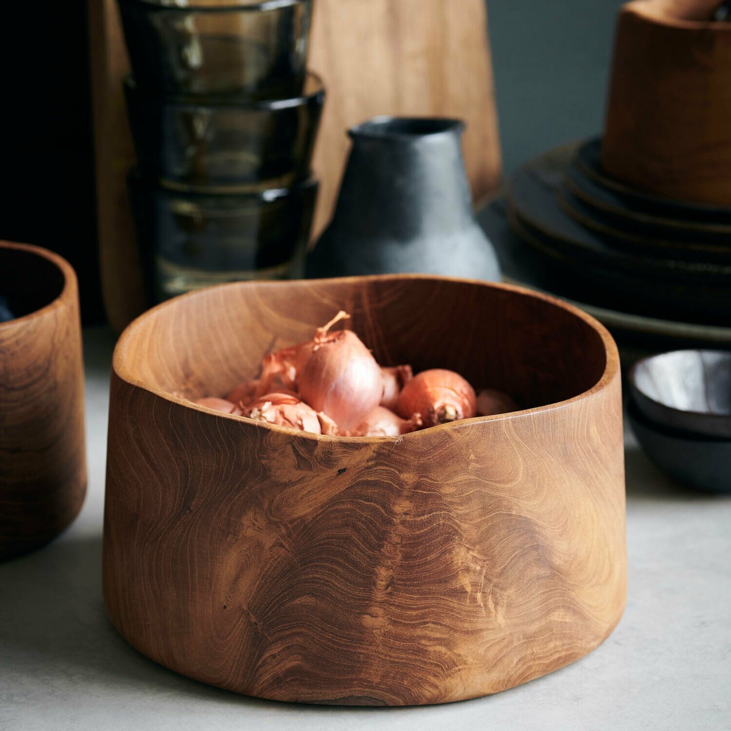 schüssel mit abtropffunktion