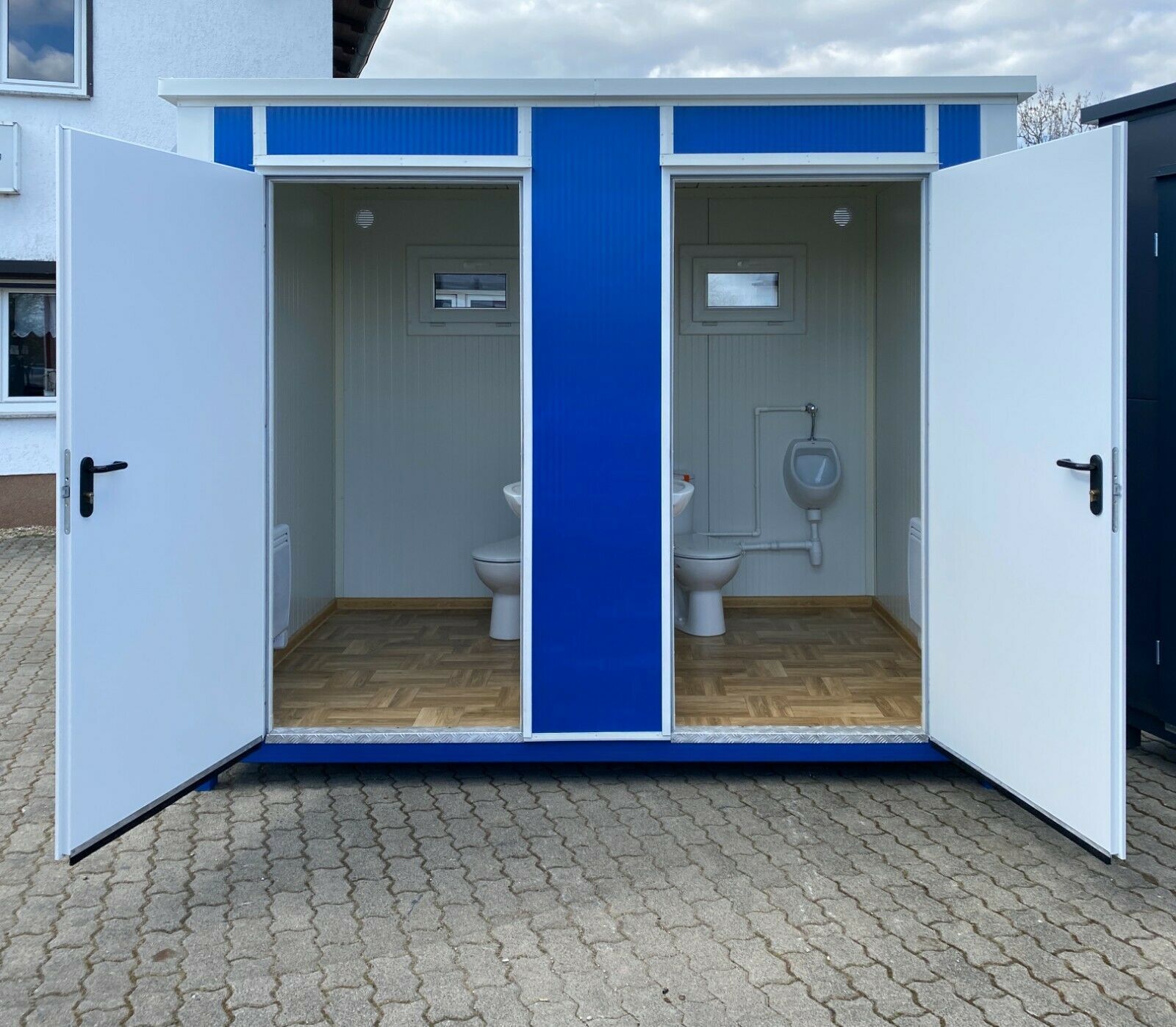 wc-container-toilette-box-doppelkabine-toilettencontainer-doppel-wc