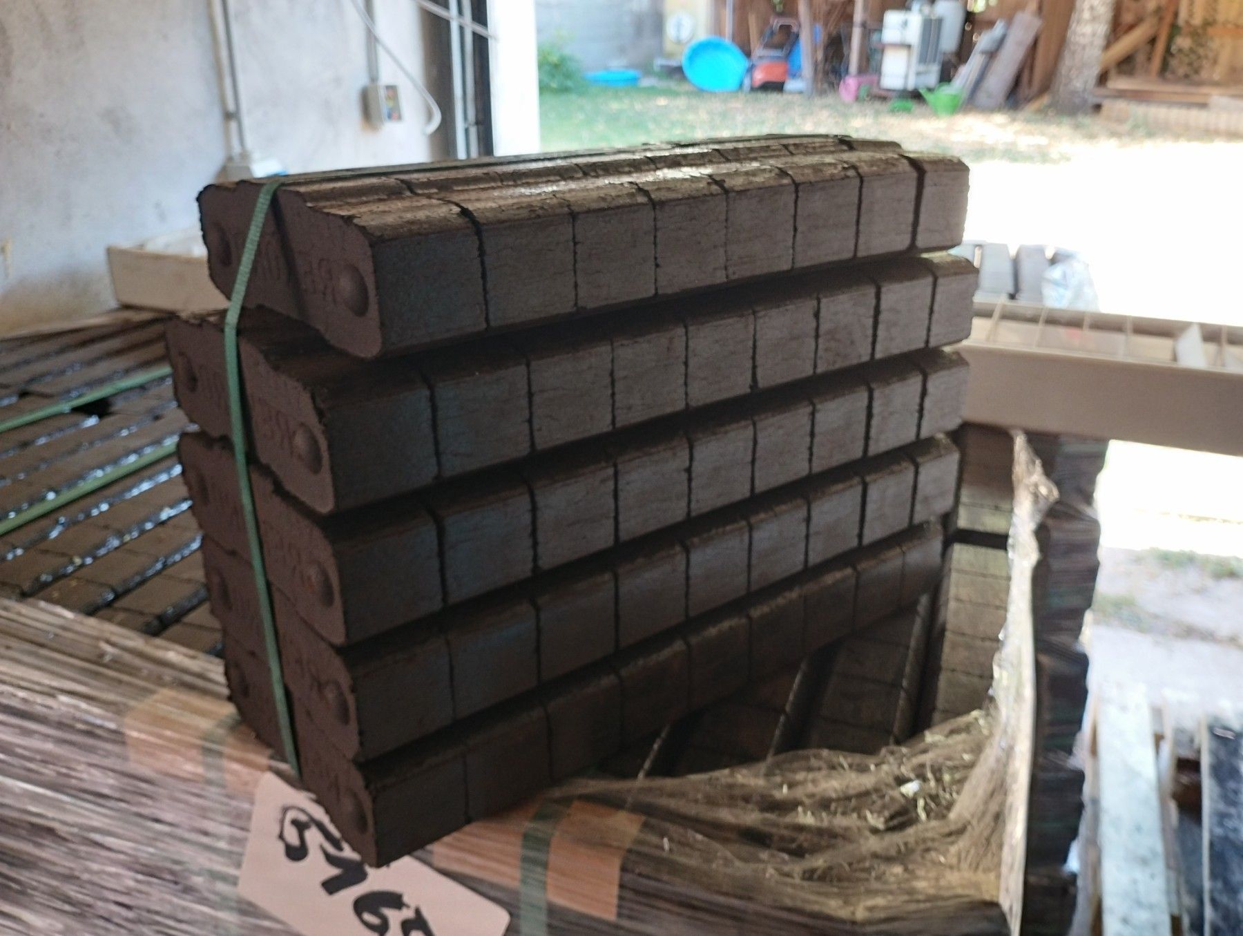 Braunkohlebriketts 25 kg Rekord Kohle Kaminbrikett kaufen bei Hood.de