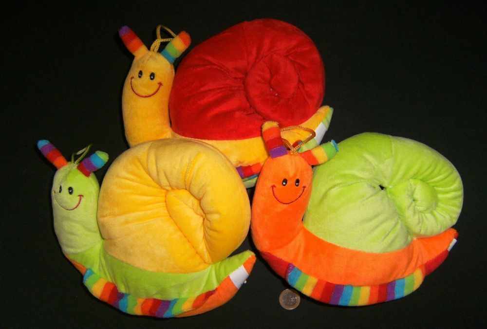 Peluche Lumaca Susanne Verde Chiaro 22 Cm | Morbido Giocattolo Lavabile In Lavatrice
