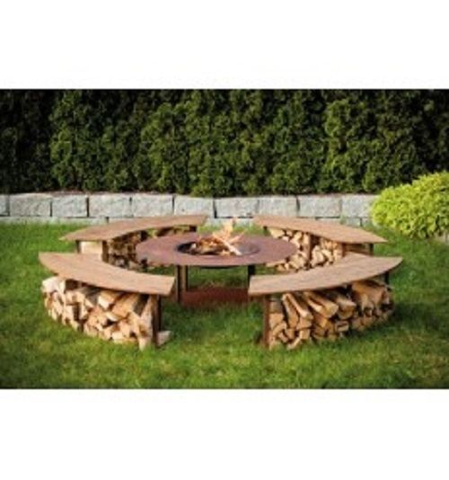 Edelrost Feuerstelle mit Holzlege Garten Dekoration Terrasse Kamin