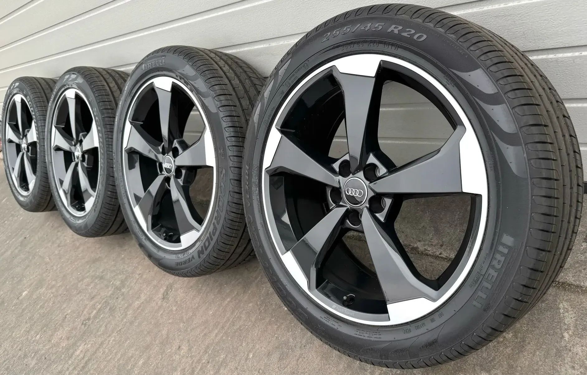 4x Original Audi Q5 SQ5 FY 80A 20 Zoll Sommerräder Rotor 2 80A601025AQ DOT24 NEU