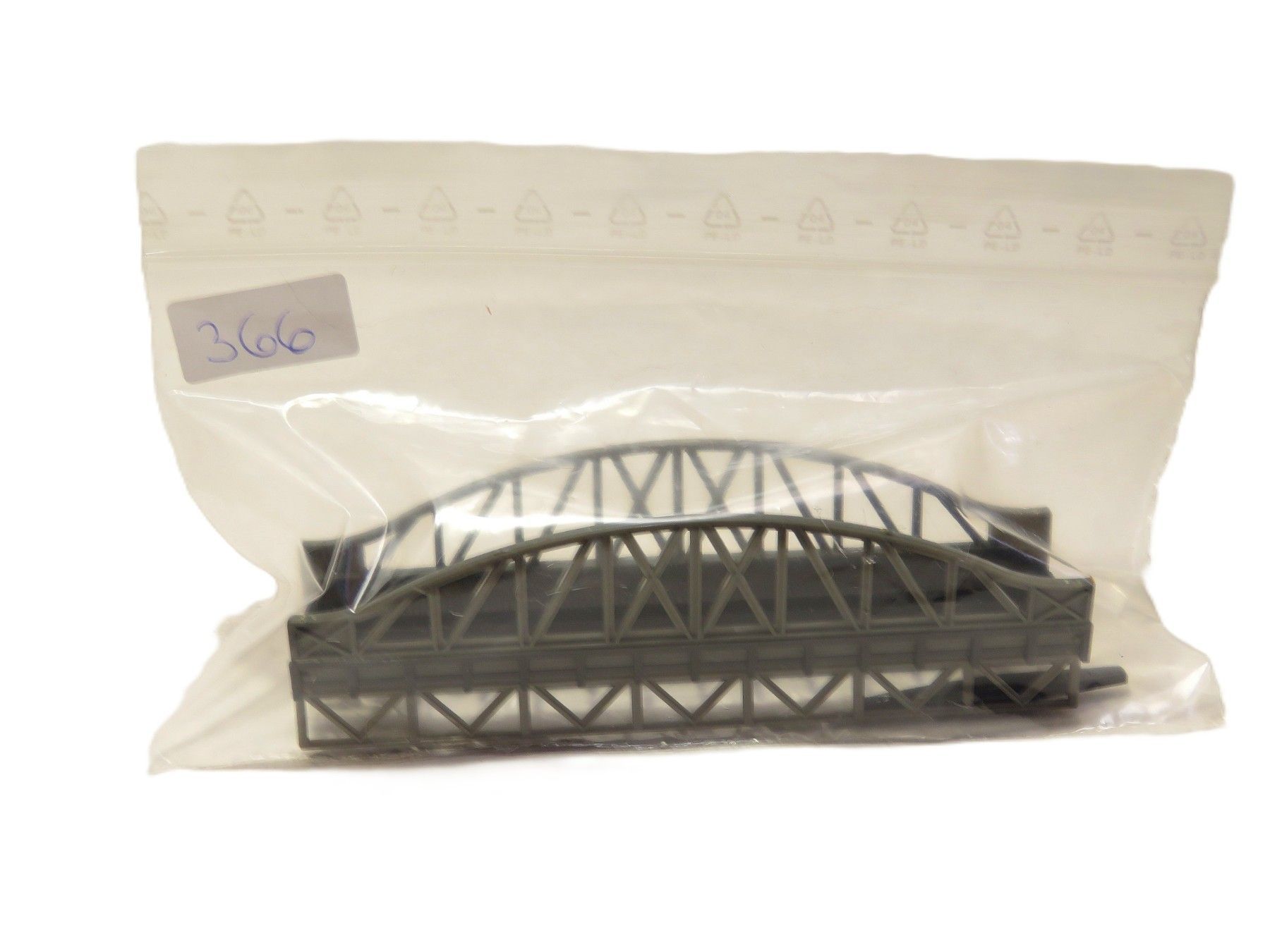 Faller 282740 – Hangar De Marchandises 1/220 Z – Kit De Montage Neuf