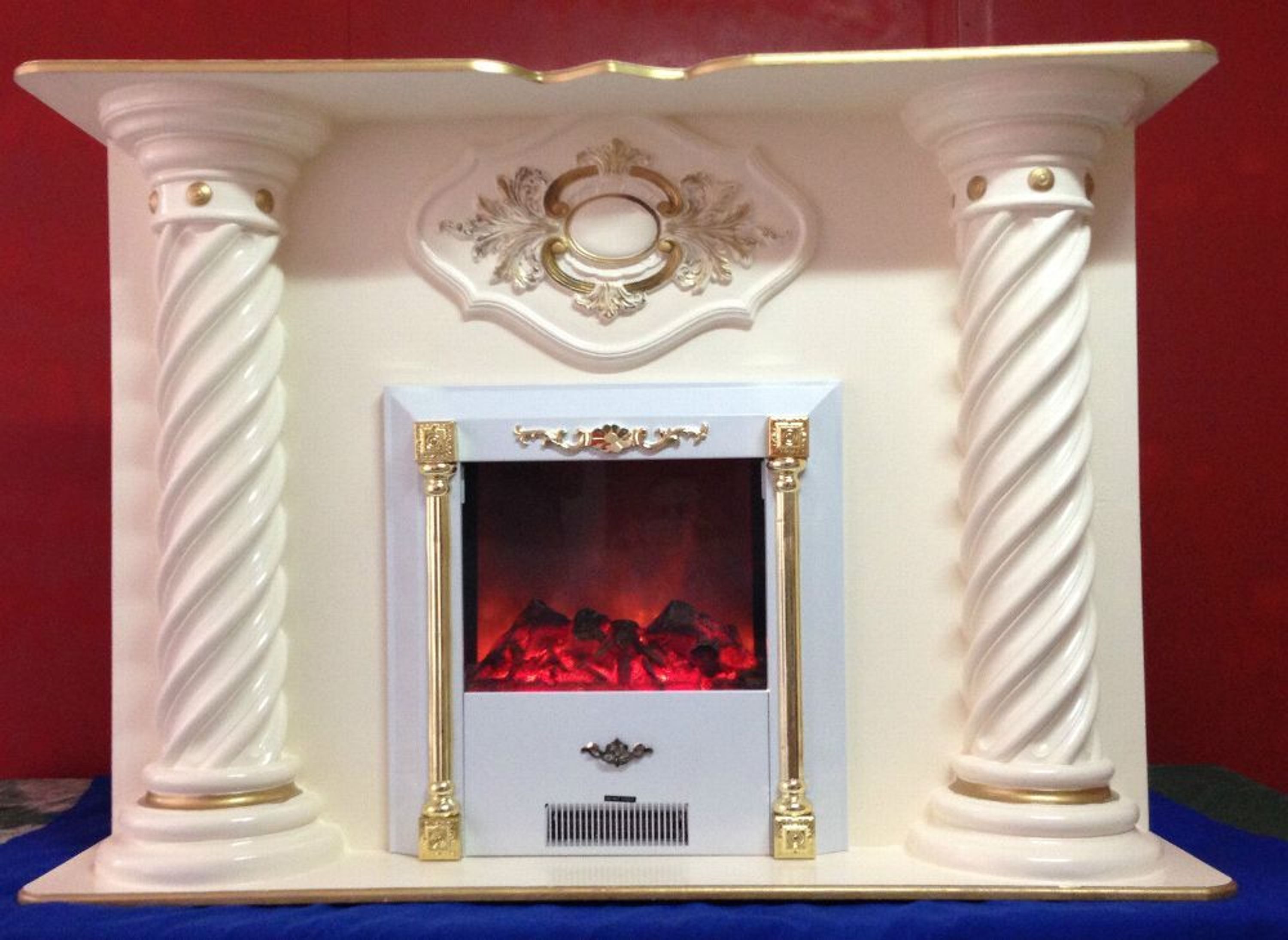 TRAUM Dekokamin Elektrokamin Elektro Kamin mäander Säulen Barock Kamin