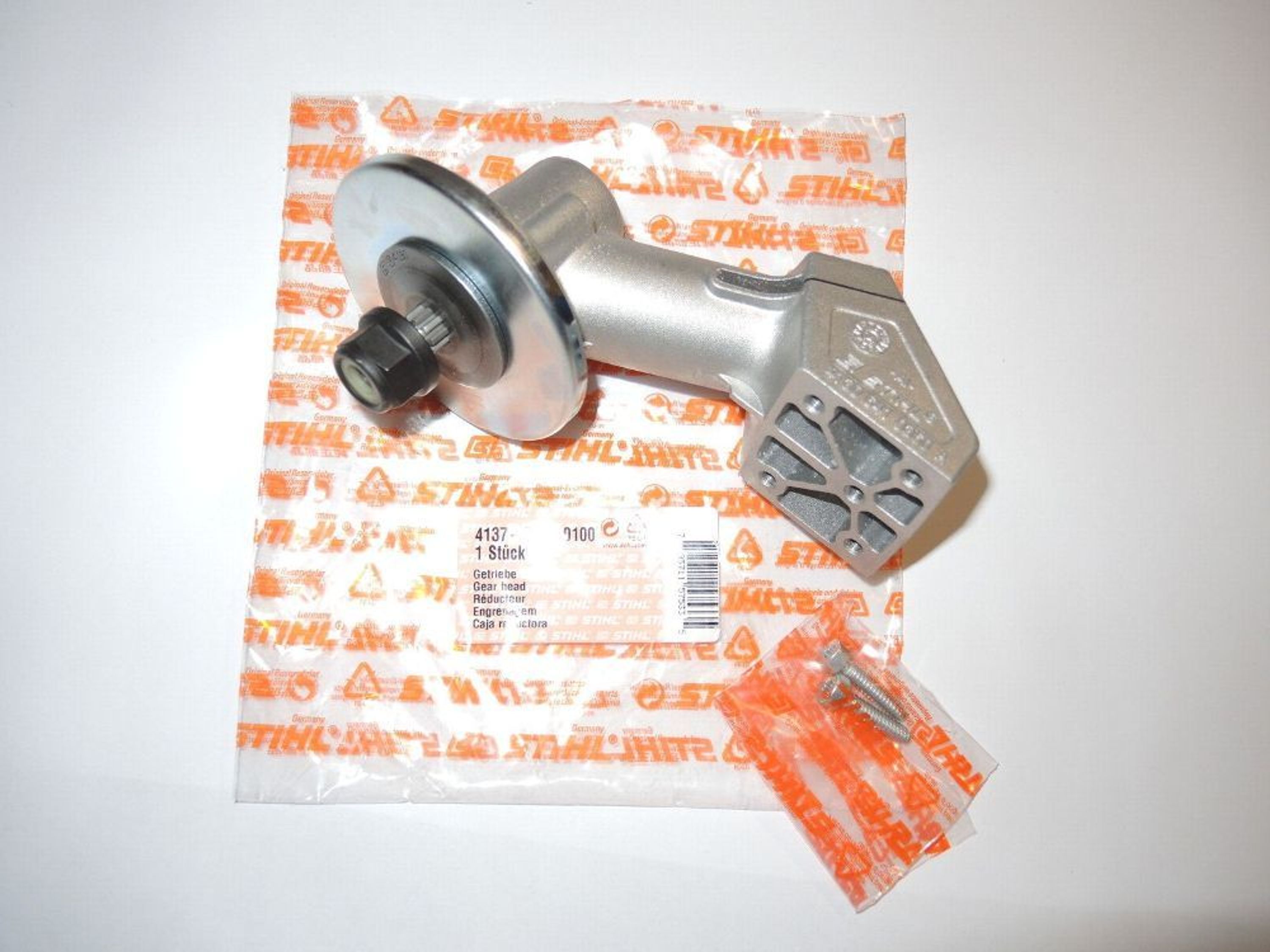 4137 Stihl Führung F Stahlwelle Antriebswelle FC90 FC95 FC100