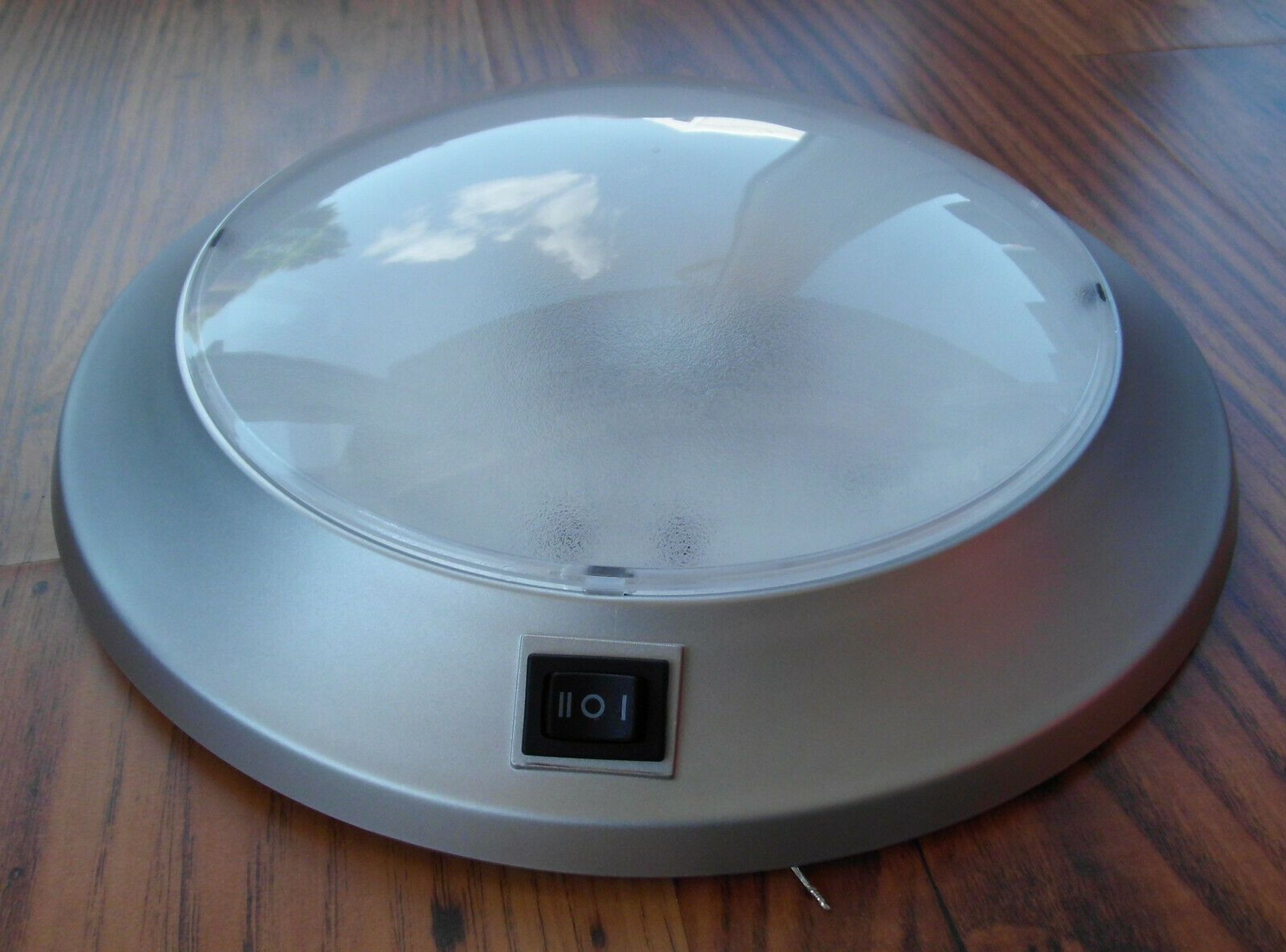 Leuchte Lampe LED mit Schalter Decke/ Wand silber Ø 25 cm 12V 2,4W