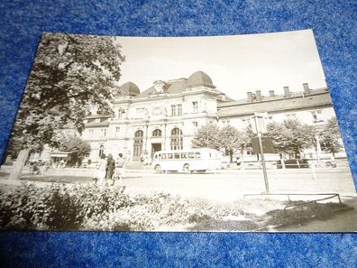 5129 / Ansichtskarte- Altenburg Bahnhof gelaufen 1975