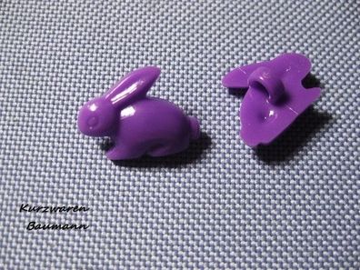 1Kunststoffkinderknopf Hase lila 19x15x7mm Öse 4mm Nr773