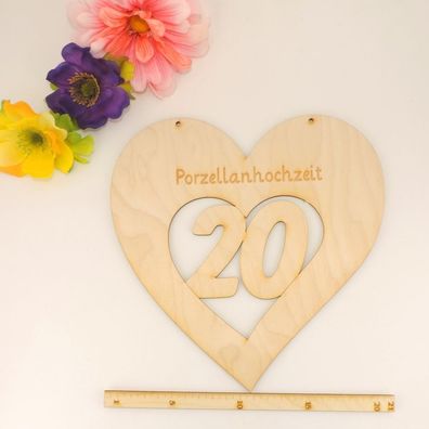 Geschenk zur Porzellan Hochzeit 20 Jahre Holzherz zum Anhängen 20cm