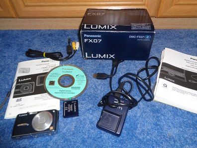 Digitalkamera Panasonic Lumix FX07 blU mit Zubehör -Bastlerzwecke