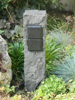 Doppelte Außensteckdose aus Basalt, echter Naturstein, Gartensteckdose, Steckdose