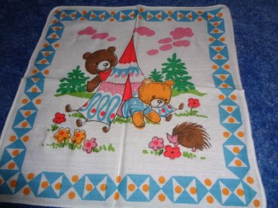 schönes Taschentuch für Kinder-Bärchen beim Zelten