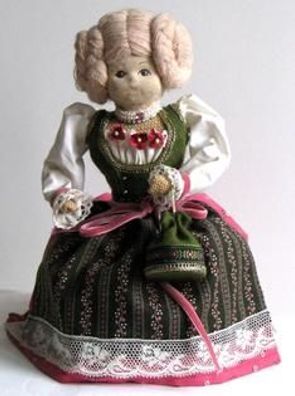 handgearbeitete Rupfen Puppe im Dirndl - Dekoration