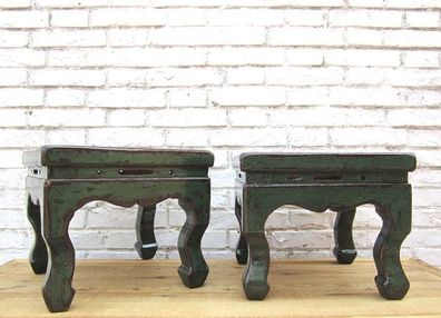 antikes China kleine Hocker in traditioneller Gestaltung antikgruenes