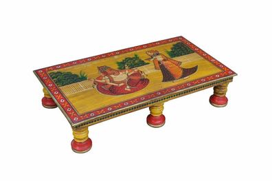 Indien lange Sitzbank zartblaue Bemalung Gujarat