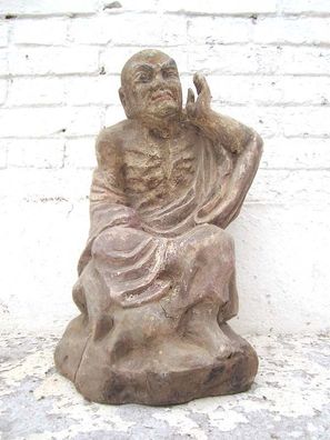 Skulptur der Lauschende Moenchsfigur buddhistisch Pappel rund 90 Jahre