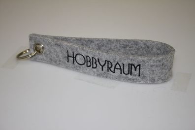 Filz-Schlüsselanhänger mit Stick Hobbyraum Gr. ca. 17x3cm 14420 grau