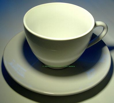 Keramik Tasse mit Untertasse weiss Kaffeetasse Teetasse Kaffeegedeck