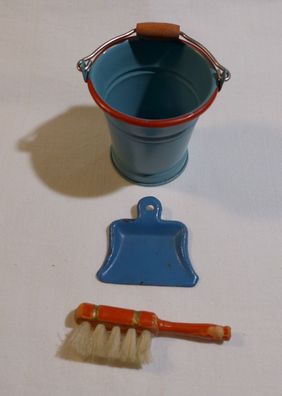 original alt Blech Eimer Kehrschaufel Besen blau / rot für Puppenstube Puppenküche