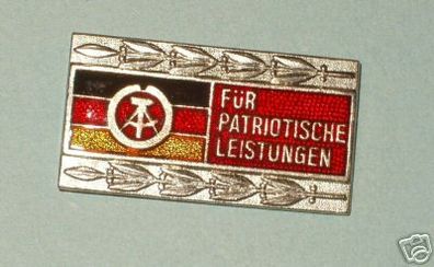 DDR Abzeichen für patriotische Leistungen in Silber