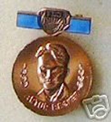 seltene DDR Medaille Artur B. FDJ Medaille in Bronze