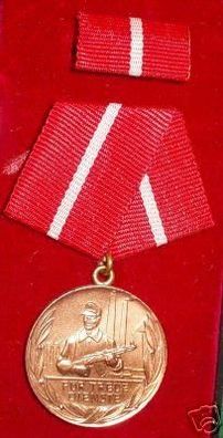 DDR Orden Kampfgruppen für treue Dienste in Bronze