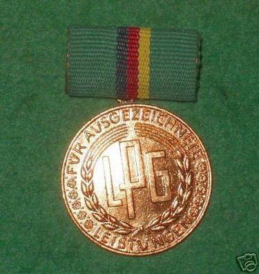 DDR Medaille für ausgezeichnete Leistungen in der LPG