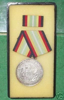 DDR Medaille für treue Dienste NVA in Silber
