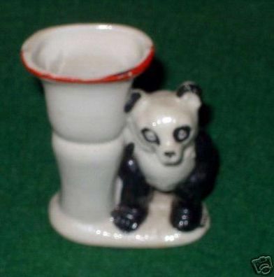 kleine alte Porzellanvase mit Pandabär um 1930