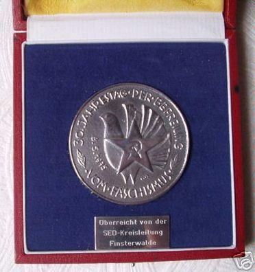 DDR Medaille 30. Jahrestag d. Befreiung vom Faschismus