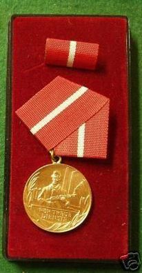DDR Medaille Kampfgruppe für treue Dienste Bronze