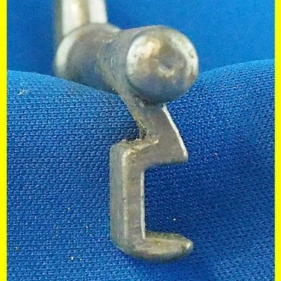 antiker Haustürschlüssel / Buntbartschlüssel Bartschlüssel ca. 70 Jahre alt ! (70)
