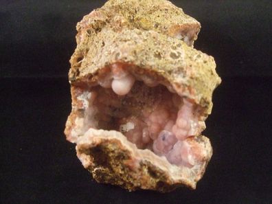 Chalcedon (rötlich und weiß) - Geode -Mineralien-Kristalle-Rohsteine-Heilsteine