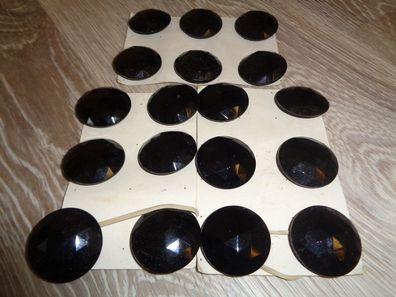 18 alte Glasknöpfe auf Karte -schwarz.3cm Durchmesser-Jacken / Mantelknöpfe