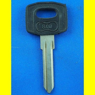 Schlüsselrohling Börkey 840 Kunststoffkopf PS01 für Huf + Ymos Profile HF + NM